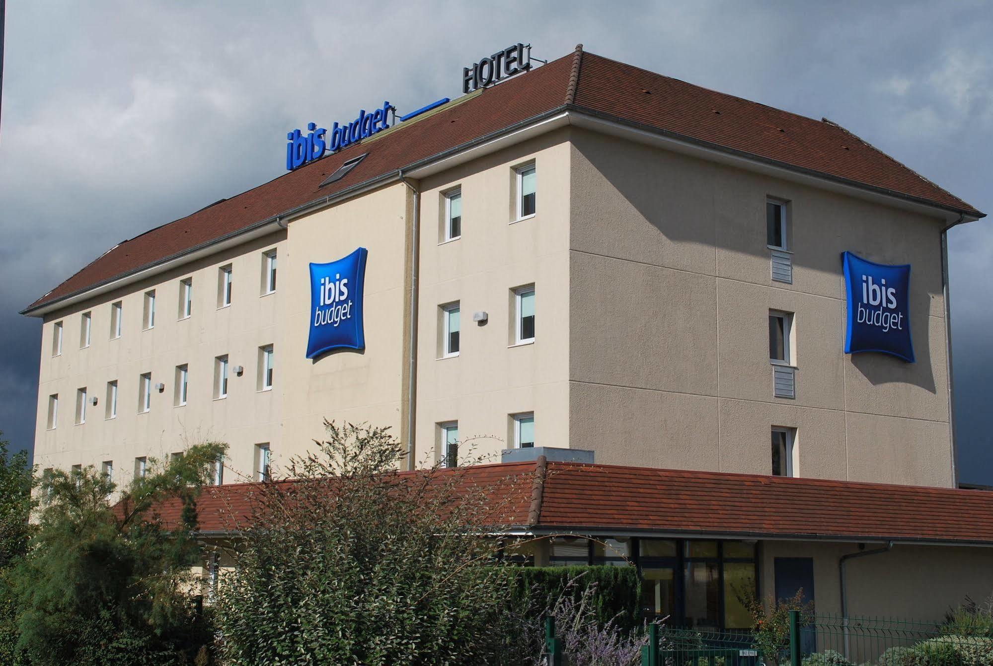 Ibis Budget 베르주라크 외부 사진
